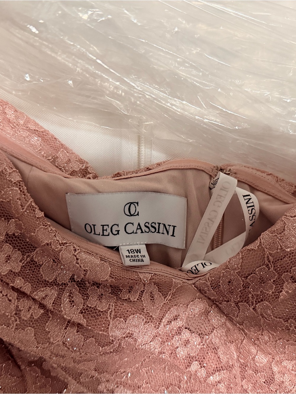 Oleg Cassini Lace Dress in Dusty Rose Pink